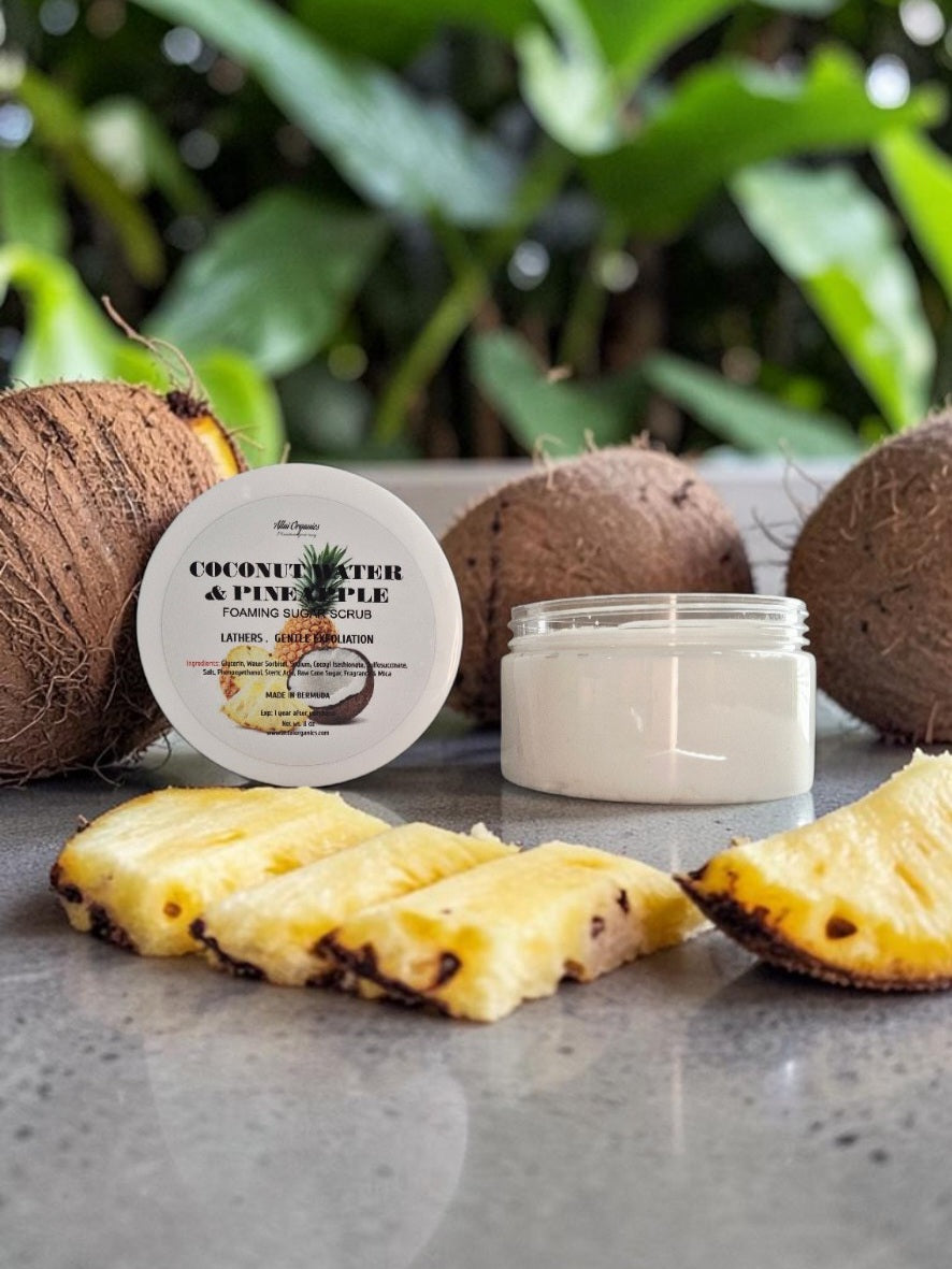 ' Coconut Water & Pineapple ' Foaming Sugar Scrub