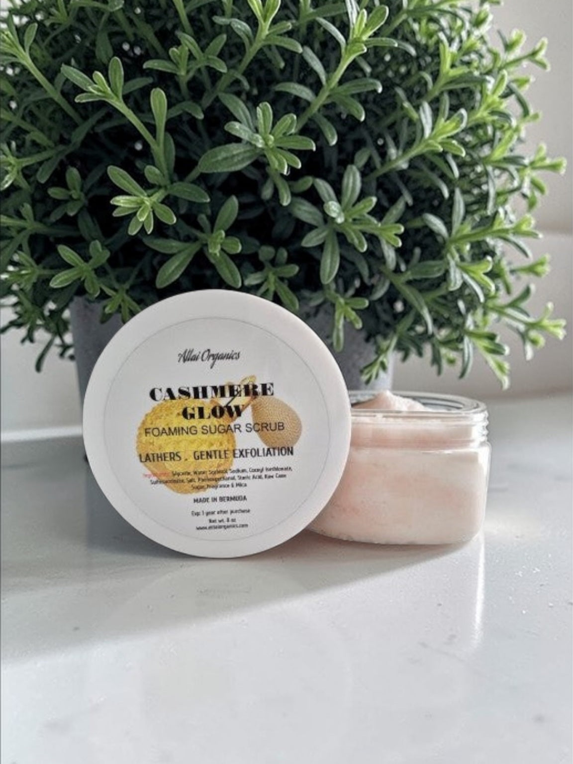 ' Cashmere Glow ' Foaming Sugar Scrub